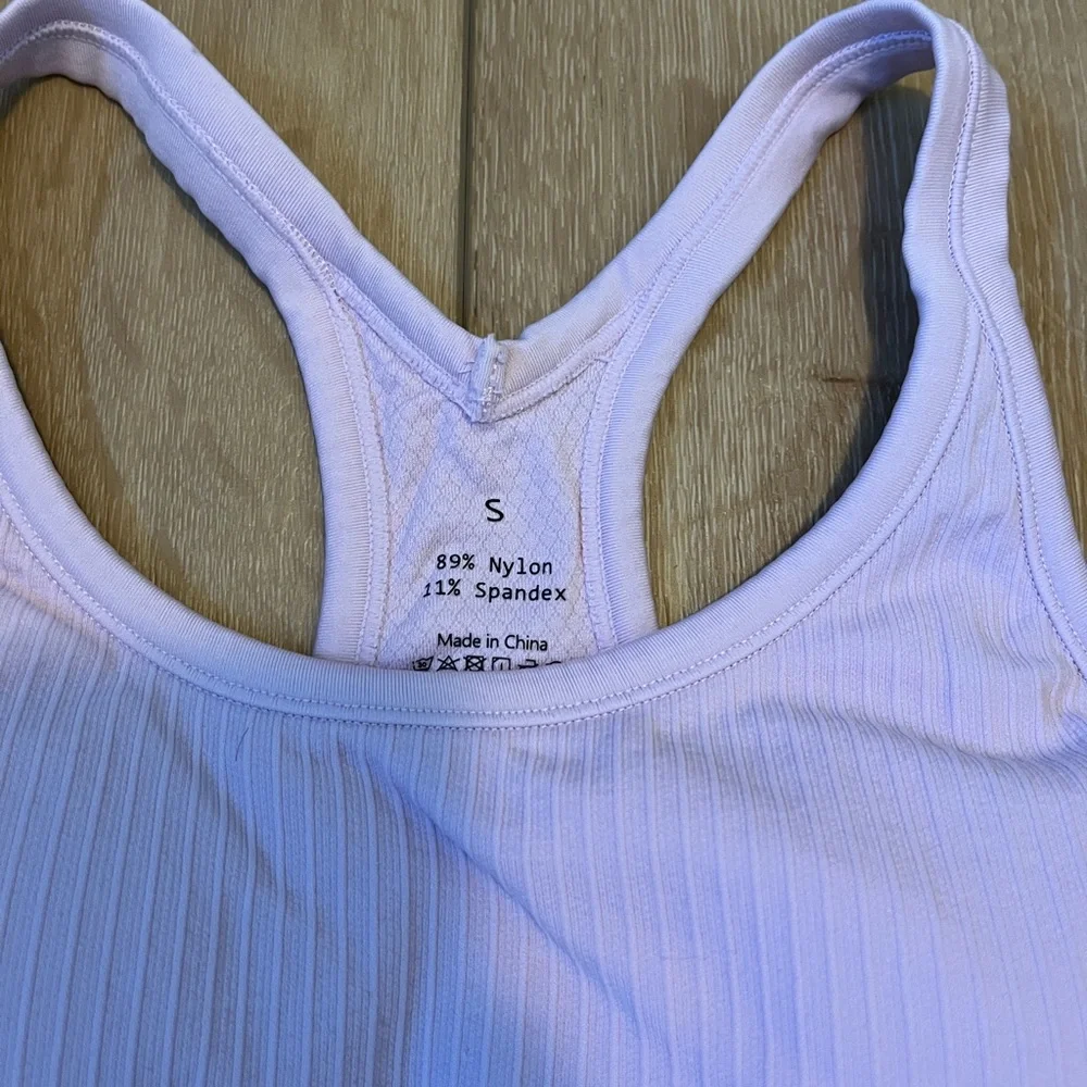 Light Pink Ribbed Tank Top - Picture 3 of 3
